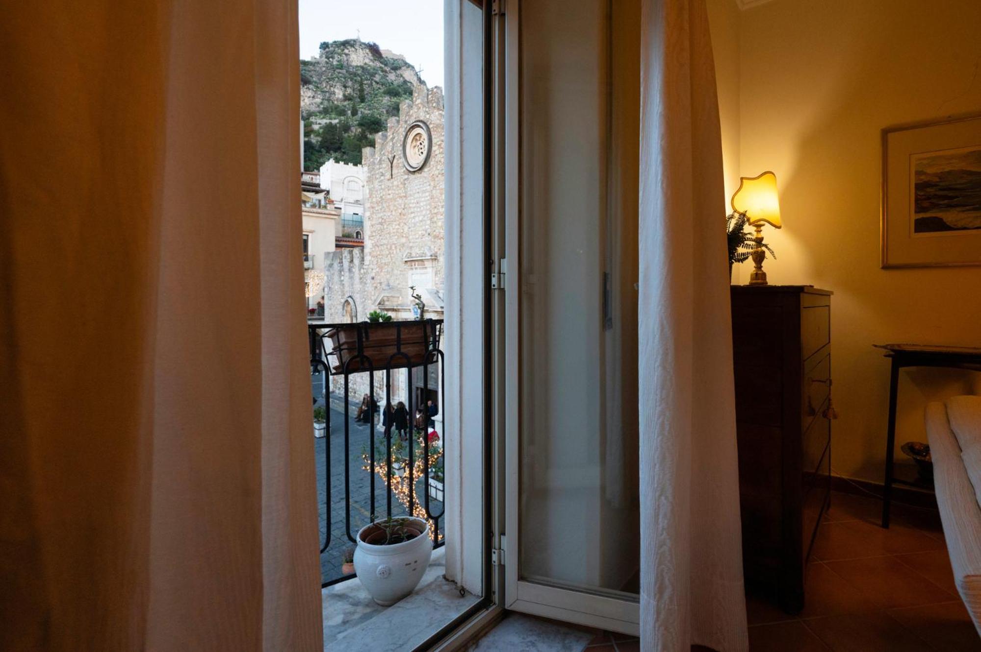 Duomo Square Apartment 타오르미나 외부 사진